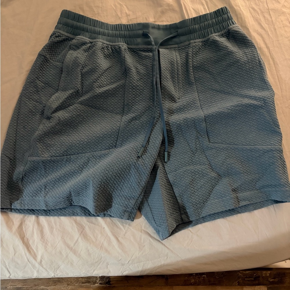 Lululemon At Ease Blue Shorts 7”